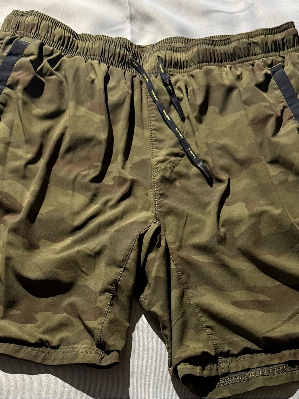 Men's Municipal 9” Sport Utility Camo Athletic Shorts — Olive Green